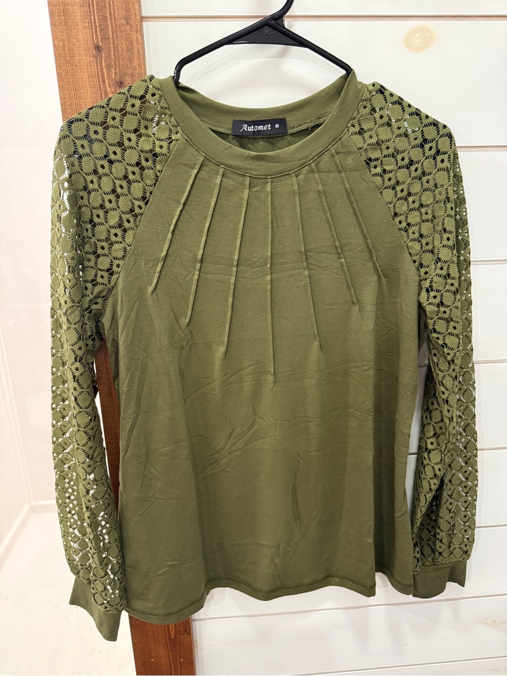 Automet Olive Green Long-Sleeve Lace Sleeve Top